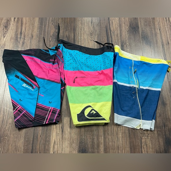 BUNDLE BOARDSHORTS - Picture 2 of 2
